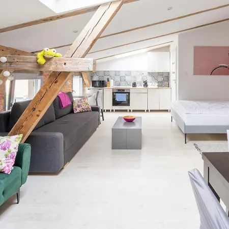 Mynest Ratajczaka * Poznań